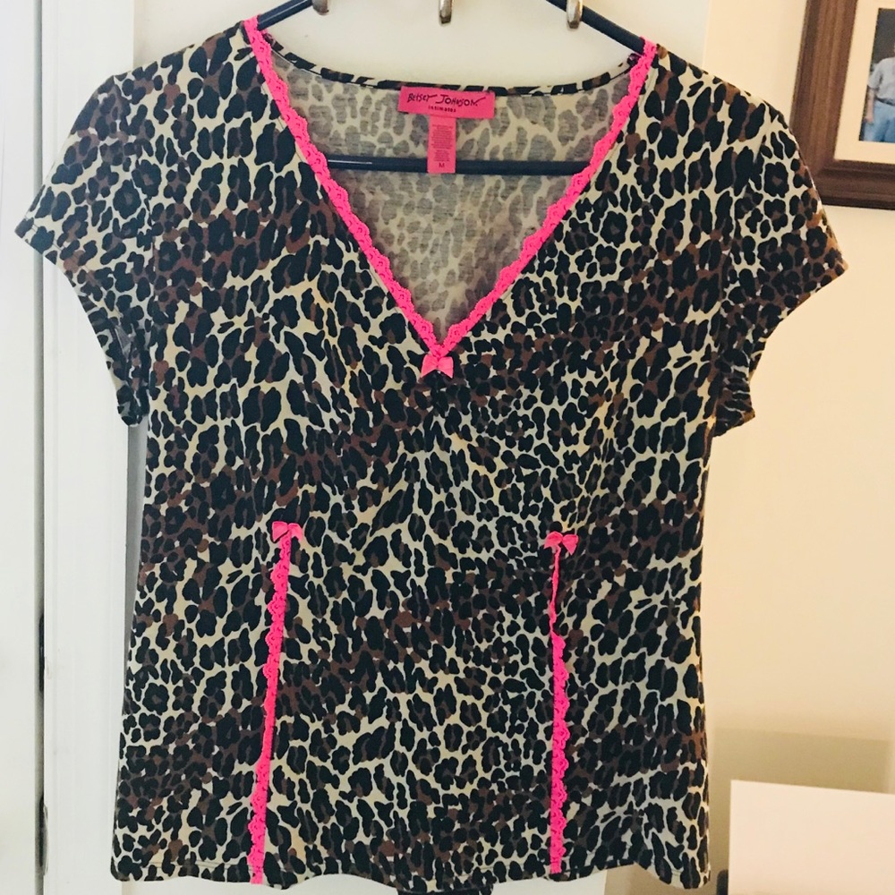 Betsy Johnson Short Sleeve Top